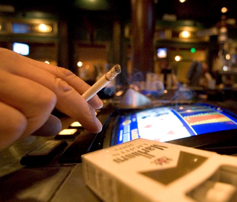 Casinos de Guadalajara ya no tendrán salas para fumadores