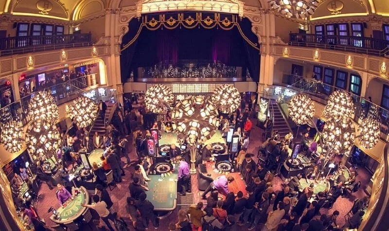 Mesas del Hippodrome Casino